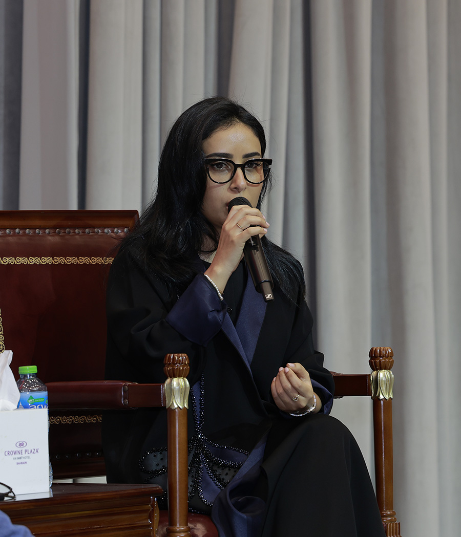 speaker-speaking