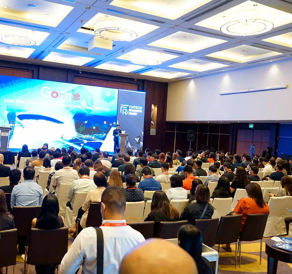 Delegates in conversation at Fintech Revolution Summit